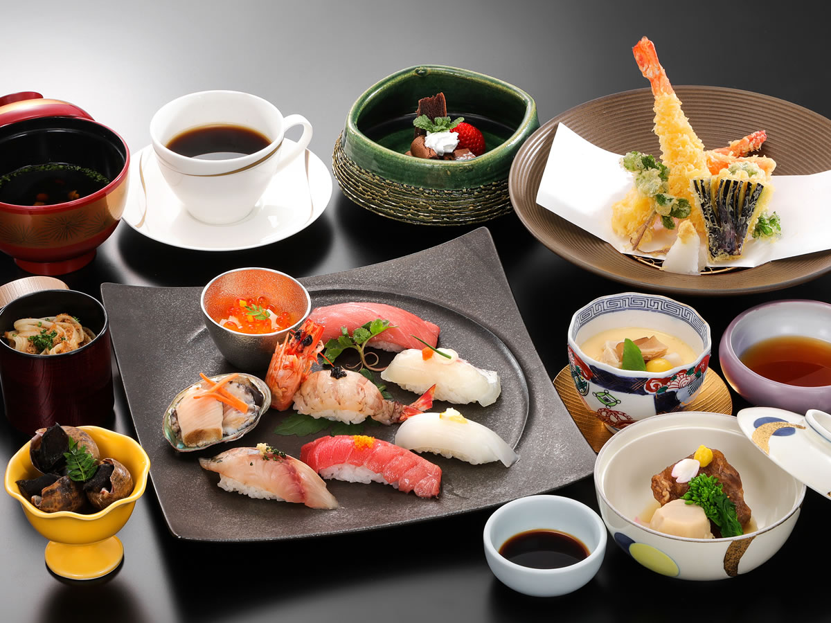 月待ち寿司会席* 6,600円